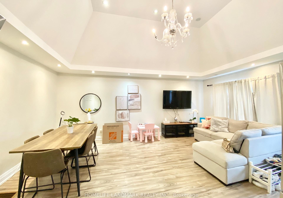 689-jane-street-toronto-ontario-w12823700