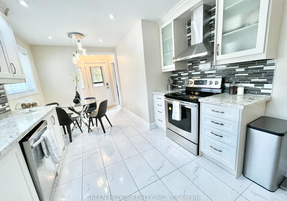 30-tapley-drive-etobicoke-ontario-w12824394