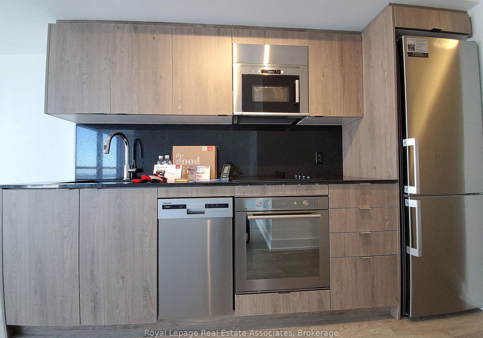 5-mabelle-avenue-etobicoke-ontario-w12824616