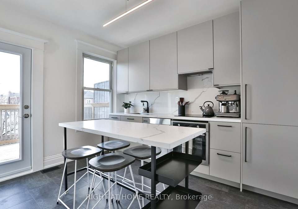 1365-lansdowne-avenue-toronto-ontario-w12824636