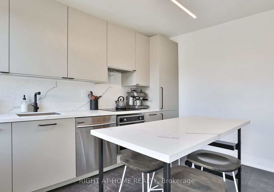 1365-lansdowne-avenue-toronto-ontario-w12824636