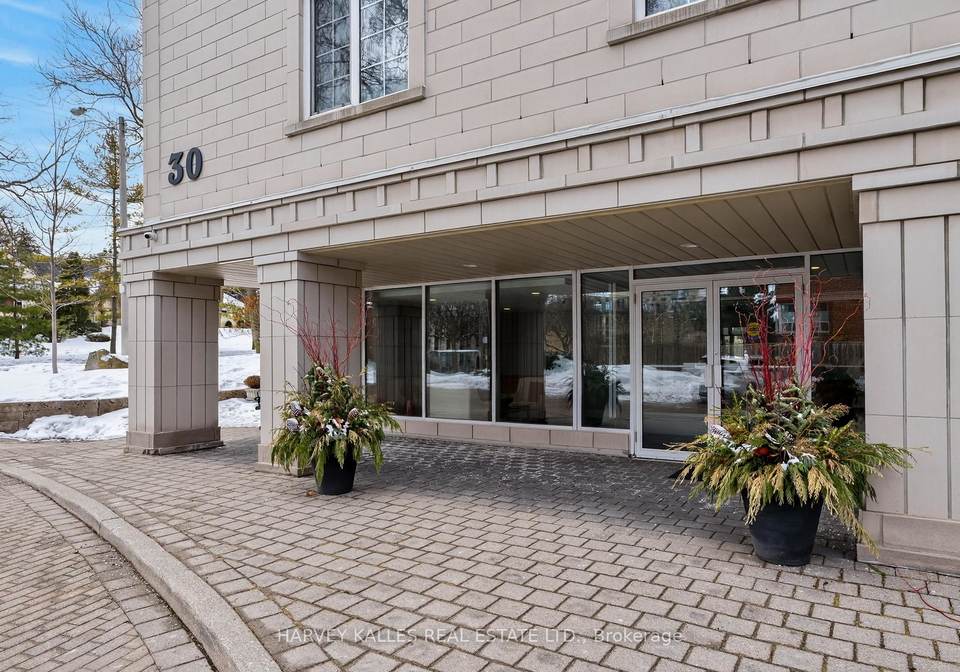 30-anglesey-boulevard-etobicoke-ontario-w12824672