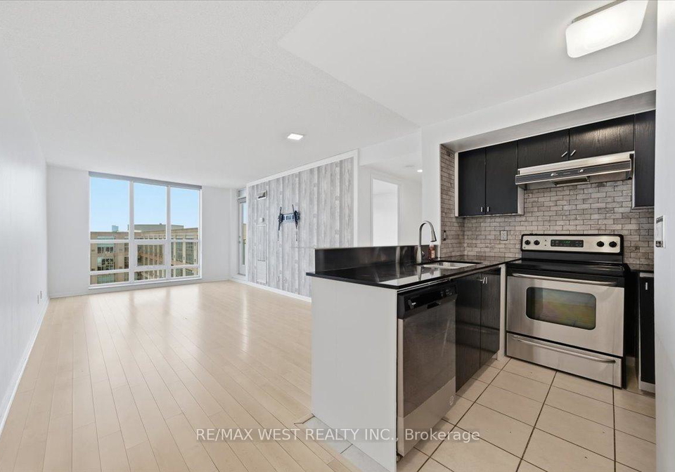 185-legion-road-n-etobicoke-ontario-w12825016