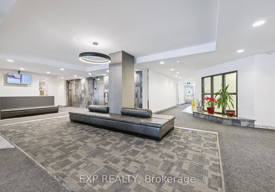350-webb-drive-mississauga-ontario-w12825168