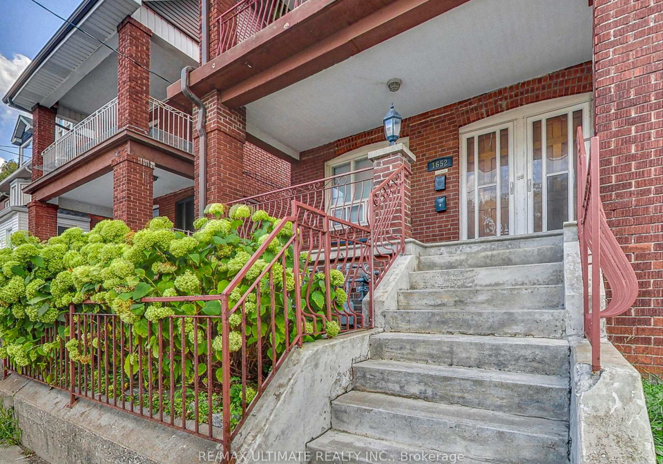 1652-dufferin-street-toronto-ontario-w12825658