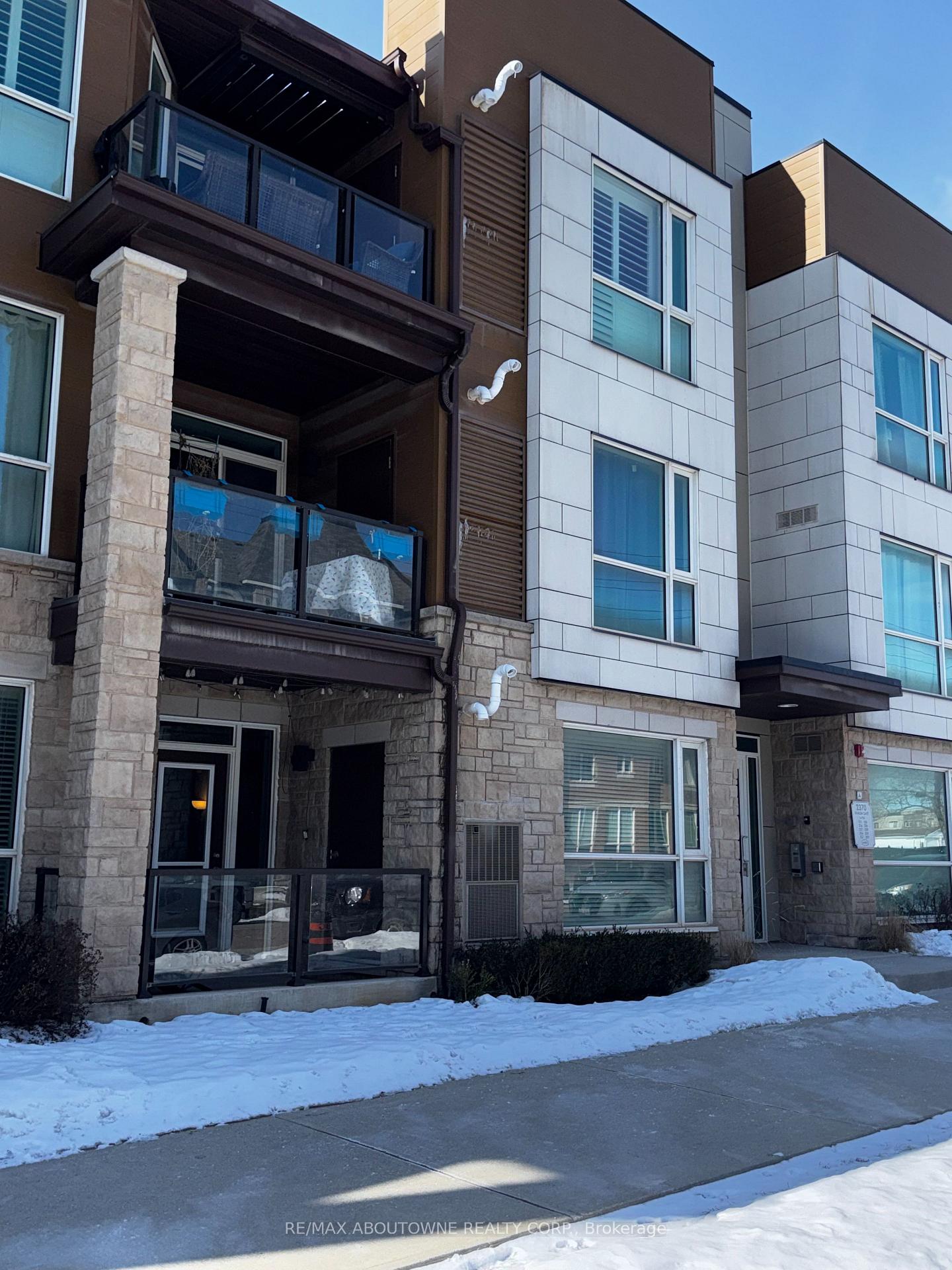 2370-khalsa-gate-oakville-ontario-w12826046