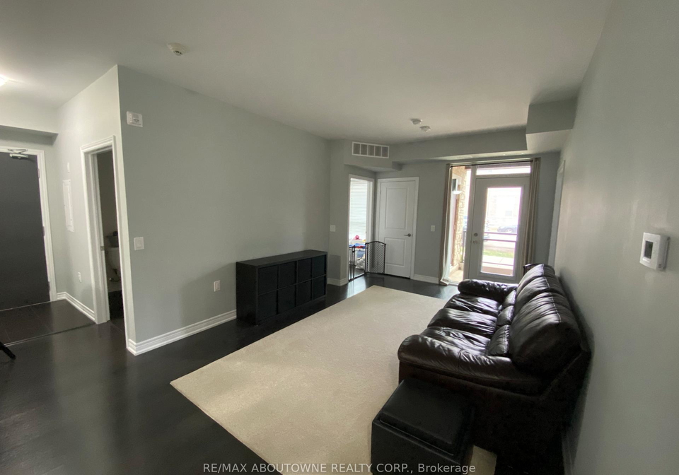 2370-khalsa-gate-oakville-ontario-w12826046