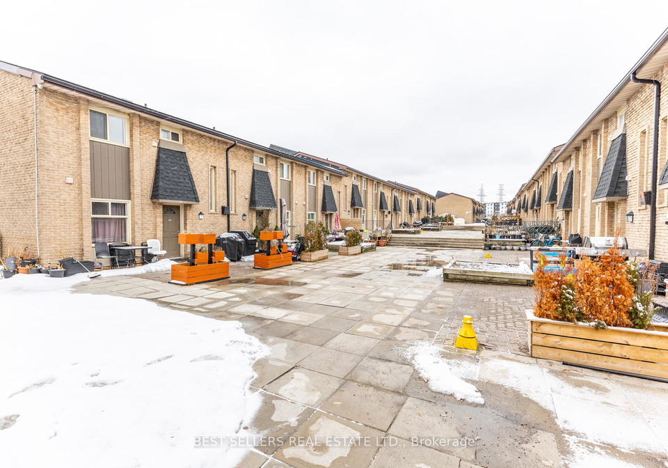 28-rexdale-boulevard-etobicoke-ontario-w12827010