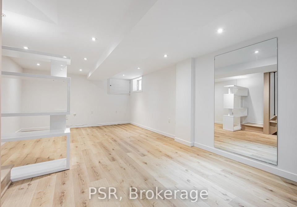 371-mcroberts-avenue-toronto-ontario-w12827030