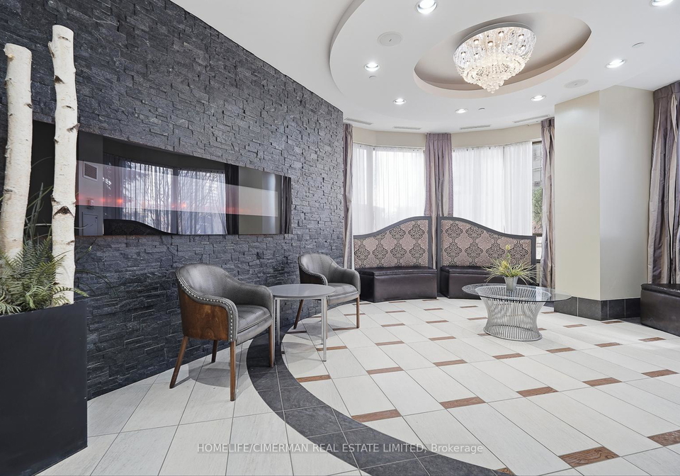 310-burnhamthorpe-road-w-mississauga-ontario-w12827034