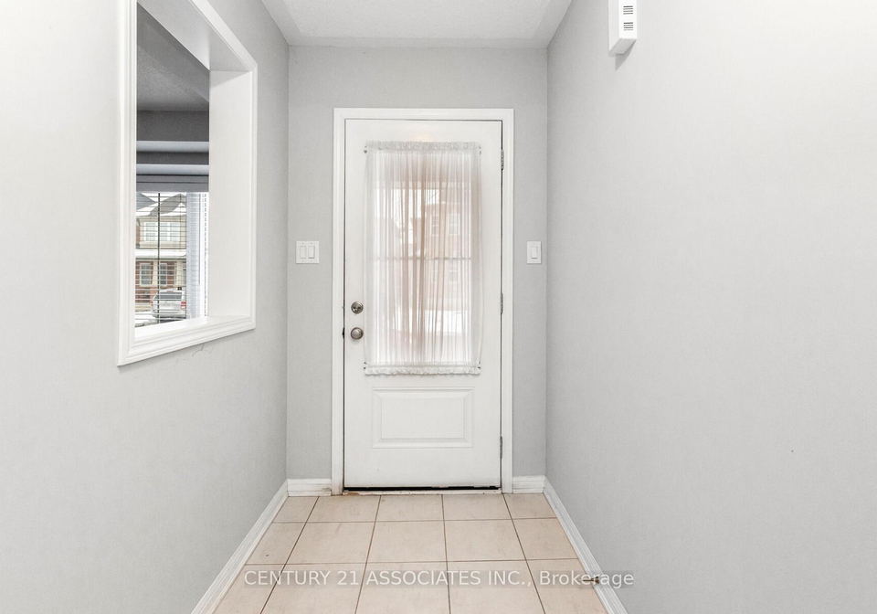 261-gleave-upper-level-terrace-milton-ontario-w12827136