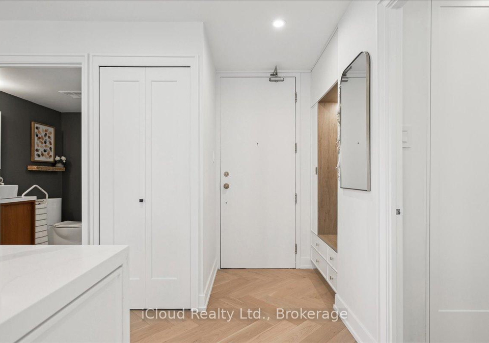 2210-lakeshore-road-burlington-ontario-w12827162