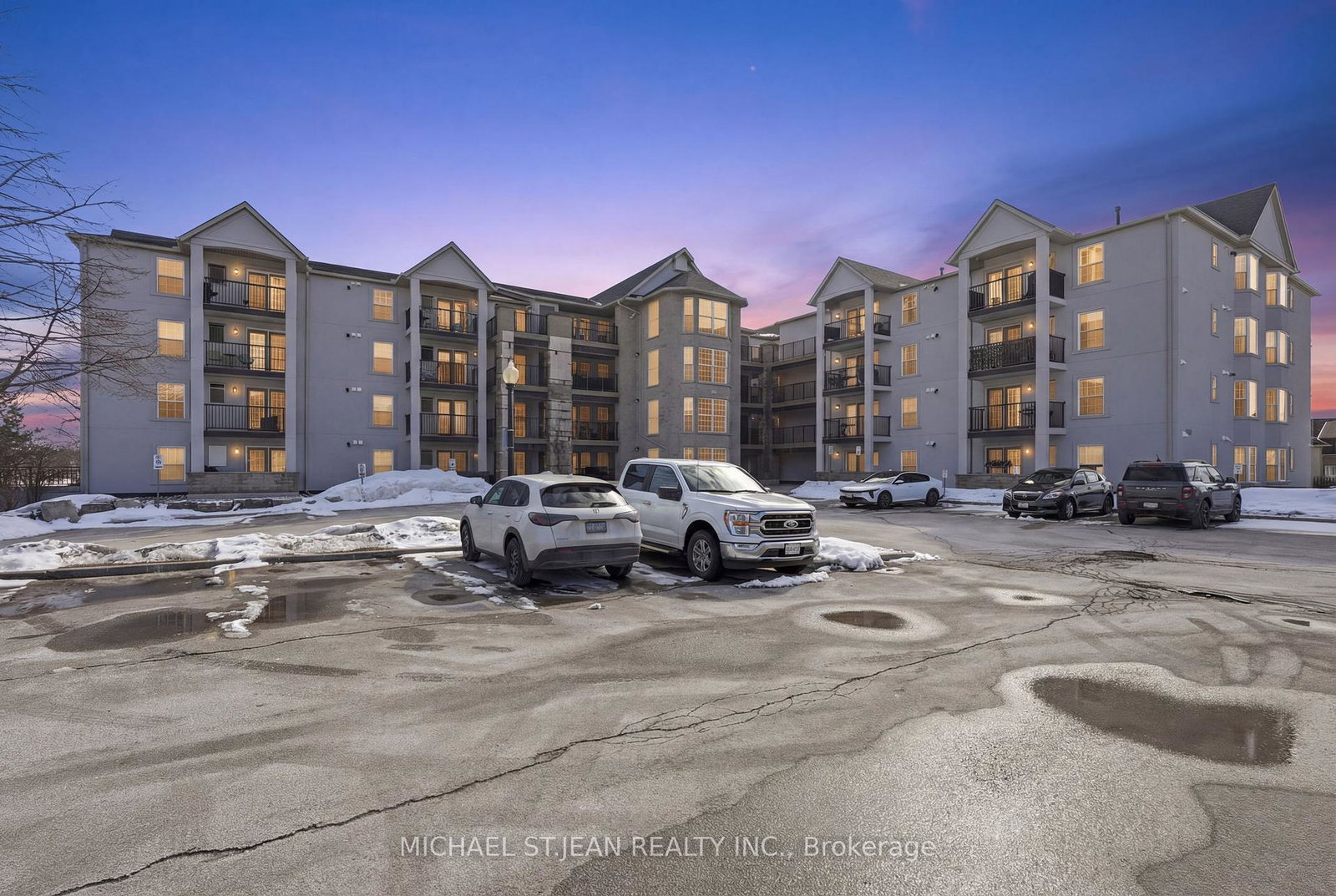 1411-walkers-line-burlington-ontario-w12827602