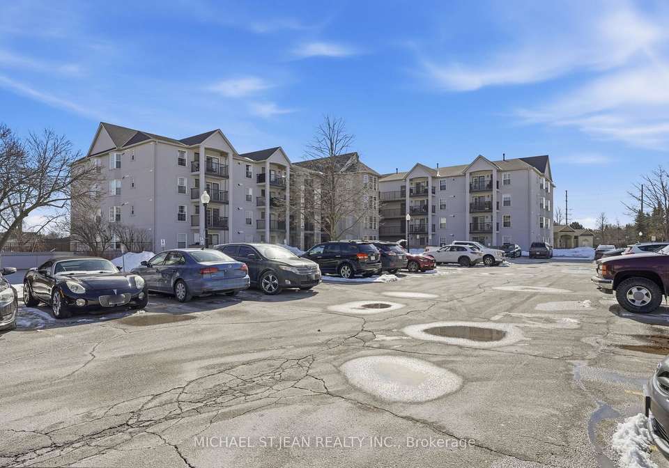 1411-walkers-line-burlington-ontario-w12827602