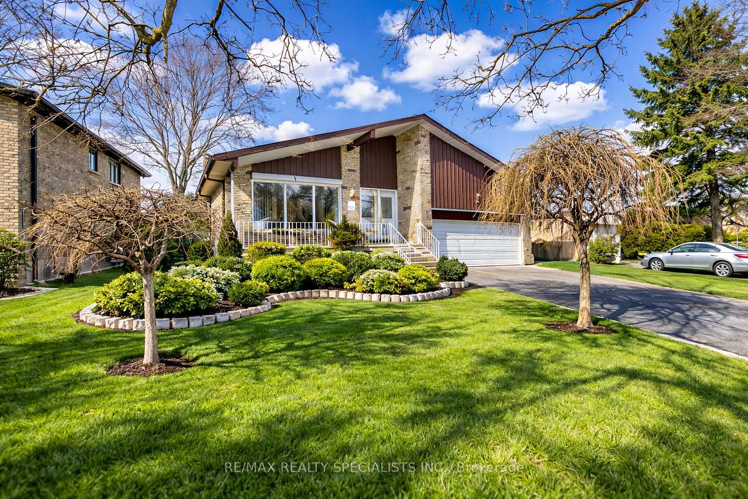 421-valleyfield-drive-mississauga-ontario-w12828608