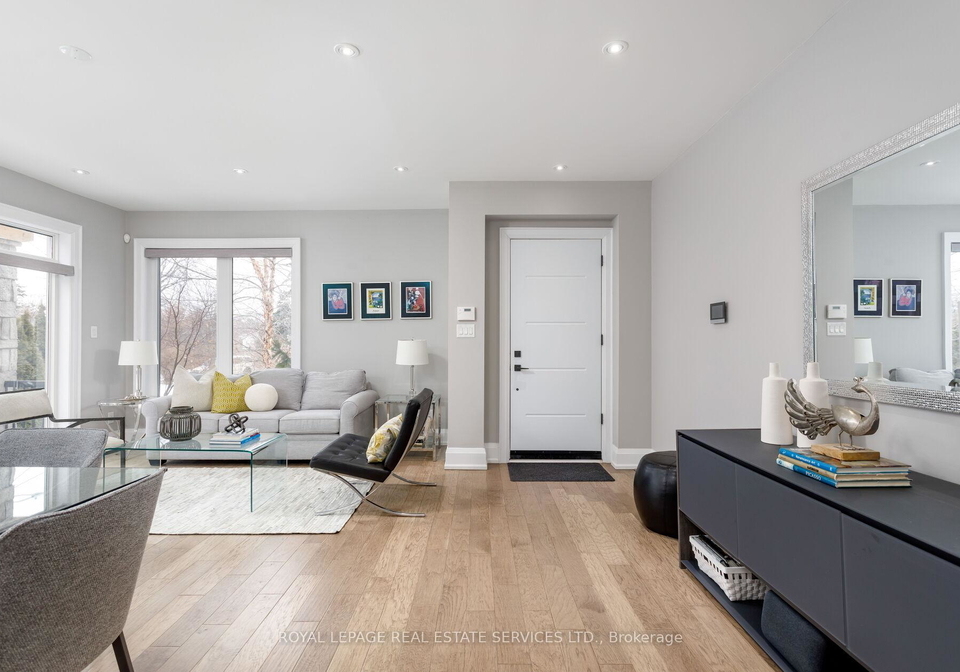 443-seabourne-drive-oakville-ontario-w12828722