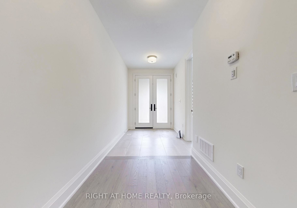 3300-taha-gardens-oakville-ontario-w12828848