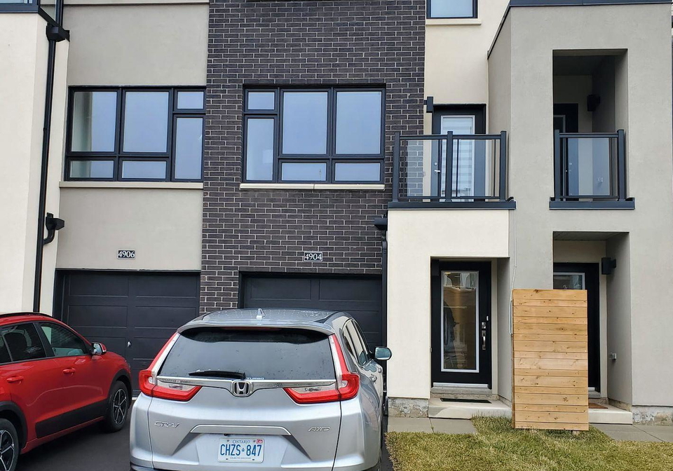 4904-valera-road-burlington-ontario-w12828916