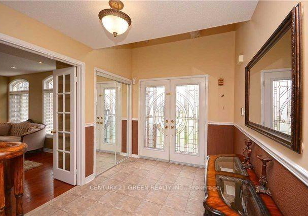 1046-freeman-trail-milton-ontario-w12828946