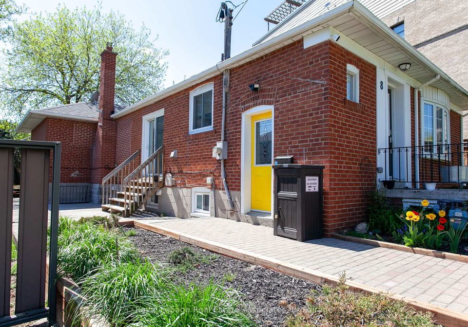 8-acorn-avenue-etobicoke-ontario-w12829258