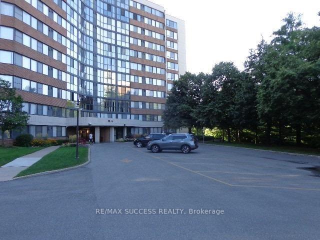 1230-marlborough-court-oakville-ontario-w12829292
