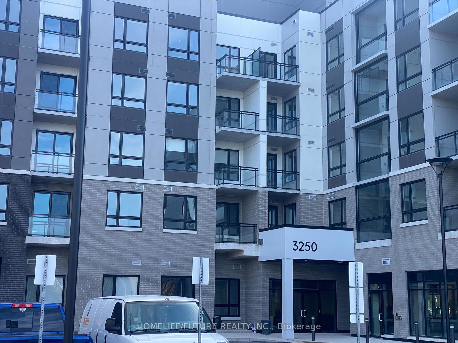 3250-carding-mill-trail-oakville-ontario-w12829614
