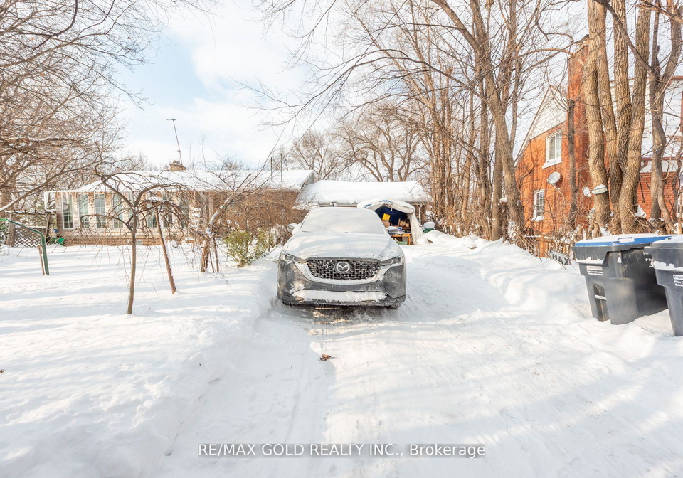 3-harrow-street-mississauga-ontario-w12830030