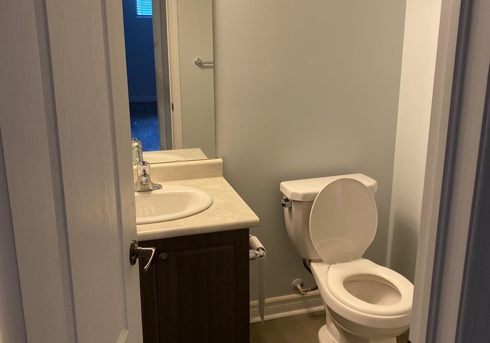 16-golden-springs-drive-brampton-ontario-w12831140