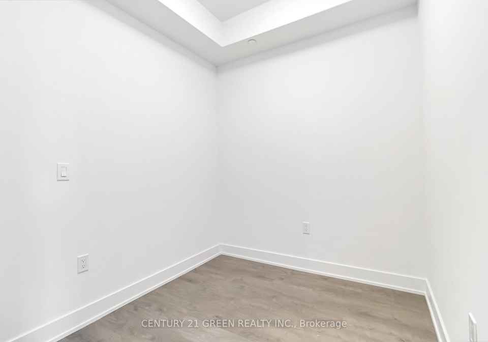 2343-khalsa-gate-oakville-ontario-w12831180