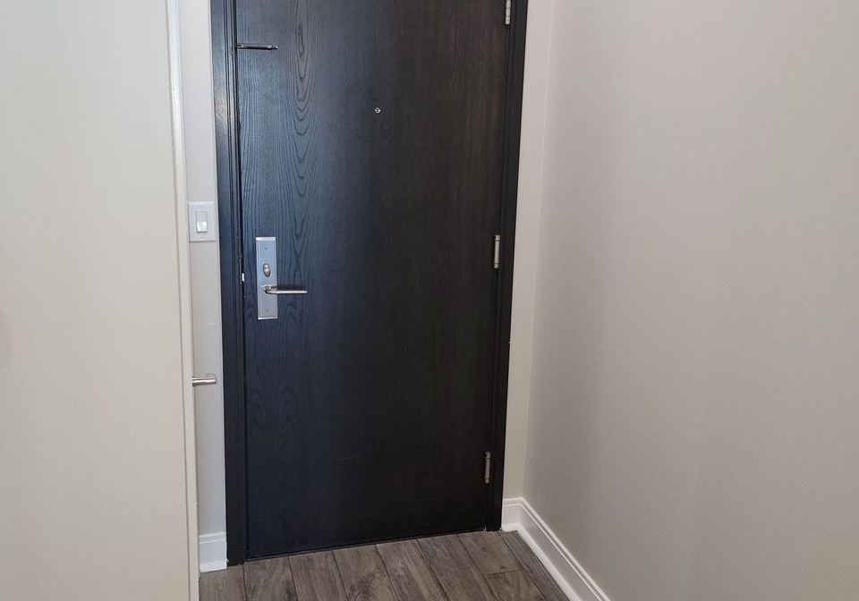 80-absolute-avenue-mississauga-ontario-w12831678