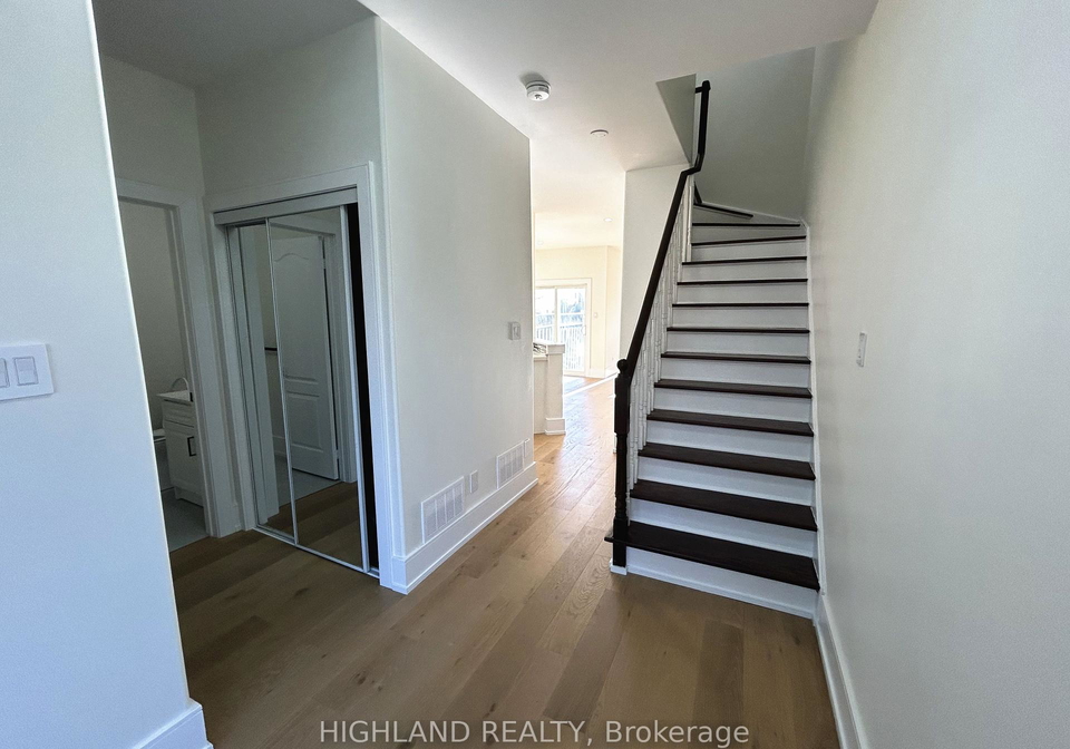916-golden-farmer-way-mississauga-ontario-w12832094