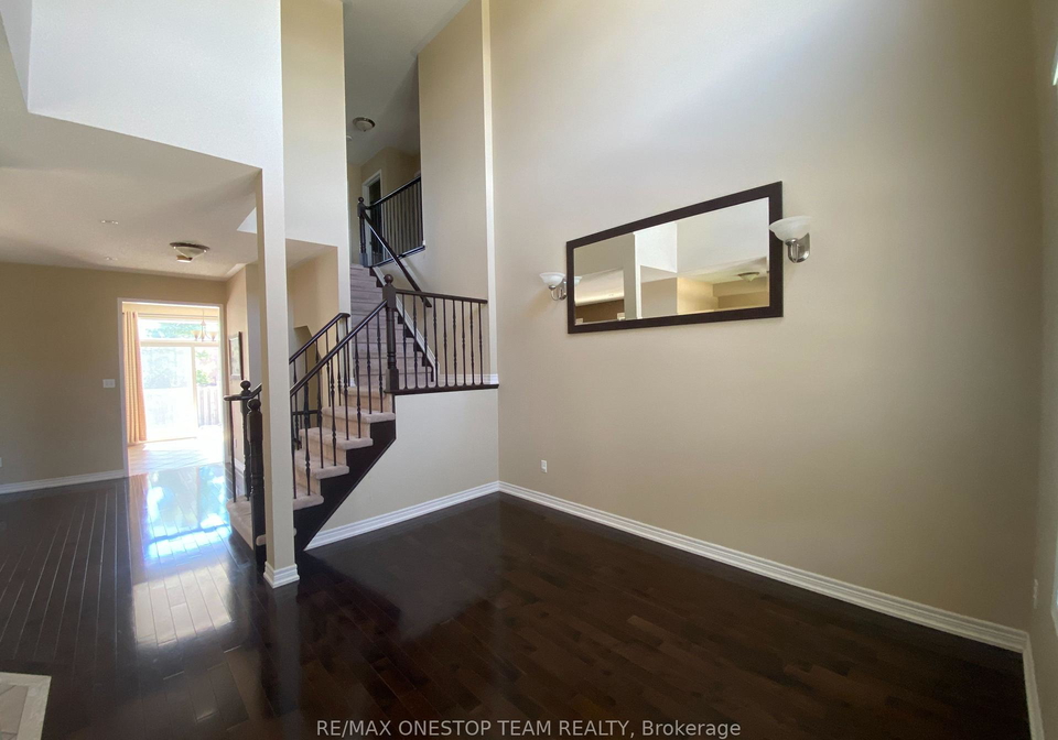 2329-blue-oak-circle-oakville-ontario-w12832180