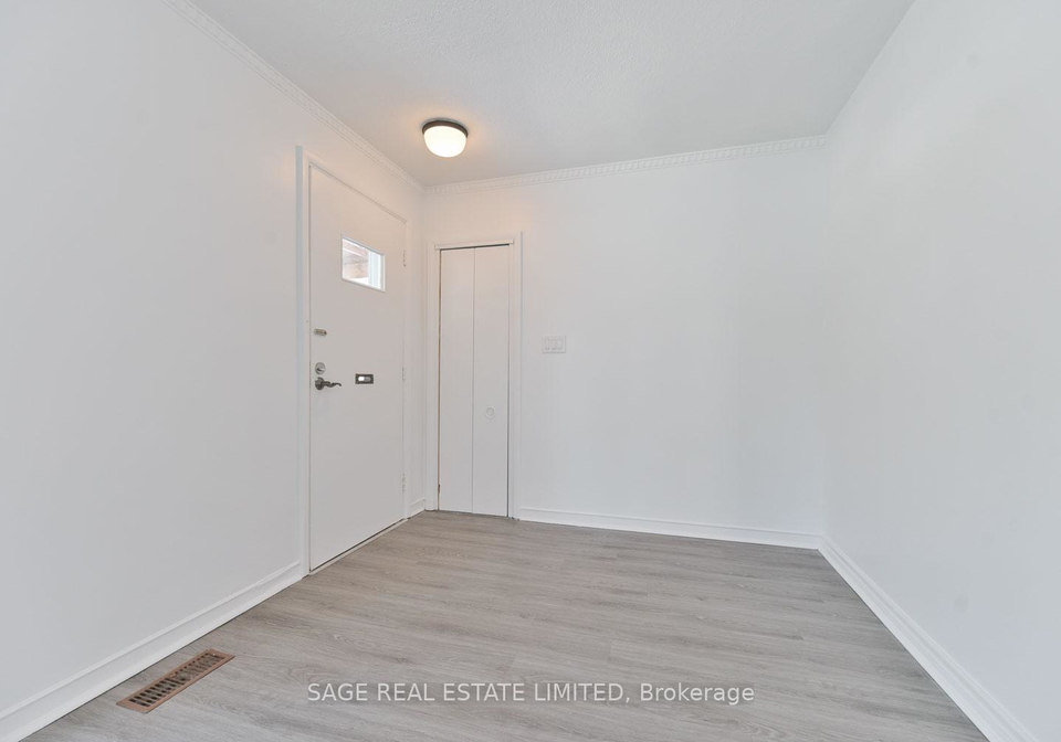 43-castlebar-road-etobicoke-ontario-w12832570