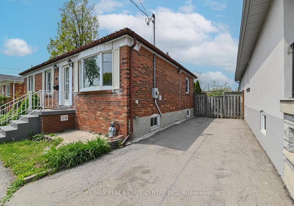 573-exbury-crescent-mississauga-ontario-w12832662