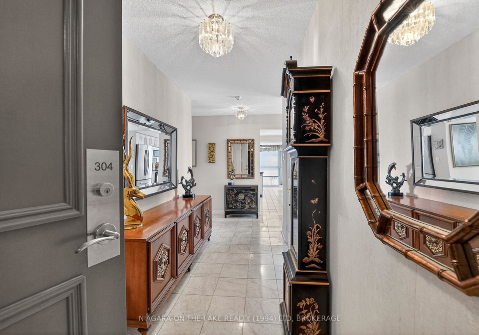 2190-lakeshore-road-burlington-ontario-w12832712
