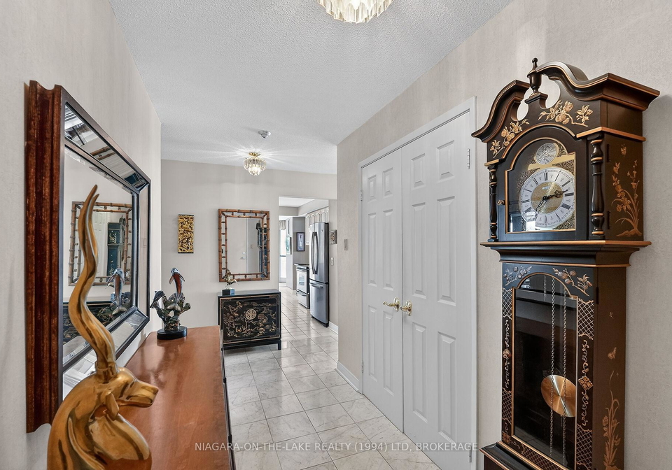 2190-lakeshore-road-burlington-ontario-w12832712