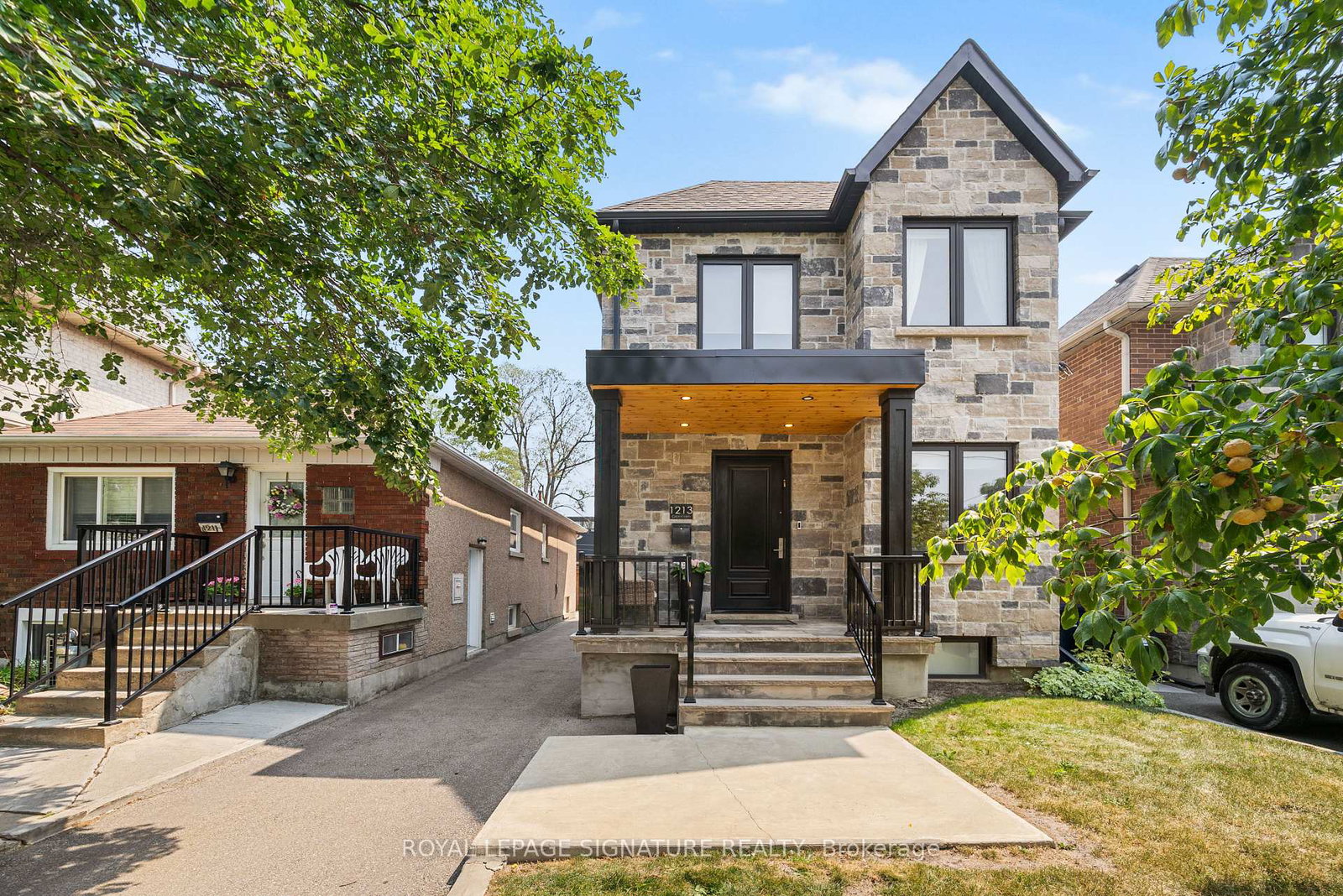 1213-glencairn-avenue-north-york-ontario-w12833038