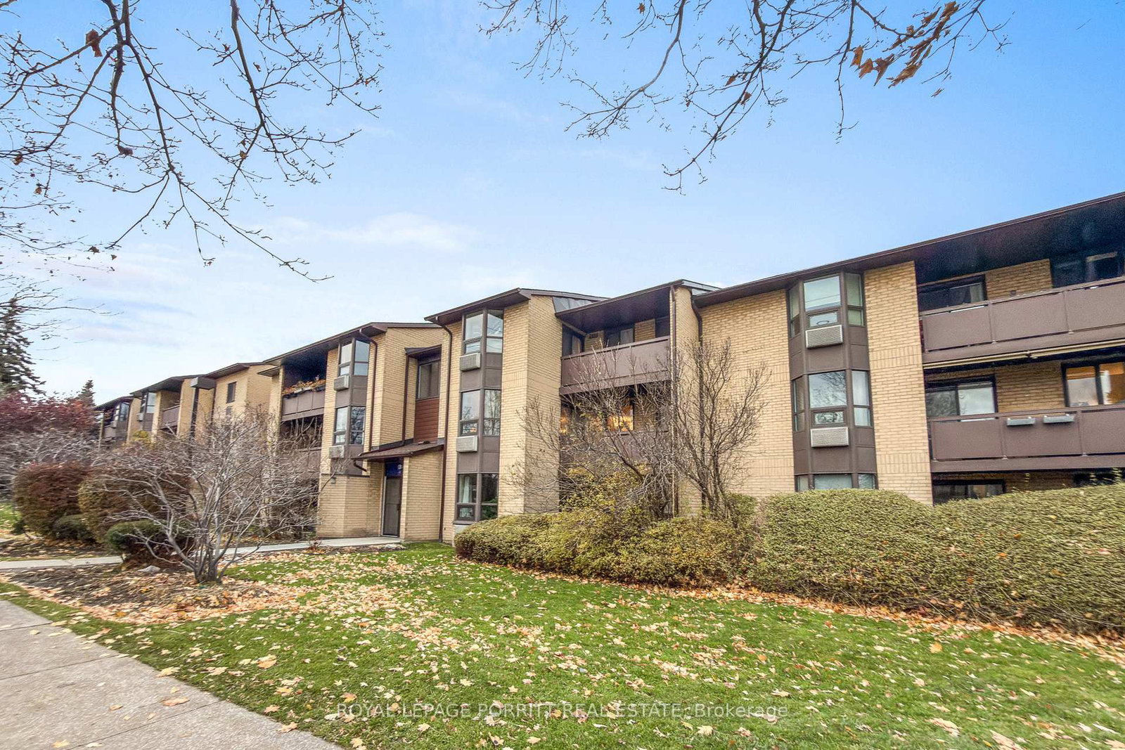 3835-lake-shore-boulevard-w-etobicoke-ontario-w12833150