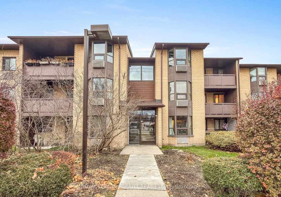 3835-lake-shore-boulevard-w-etobicoke-ontario-w12833150