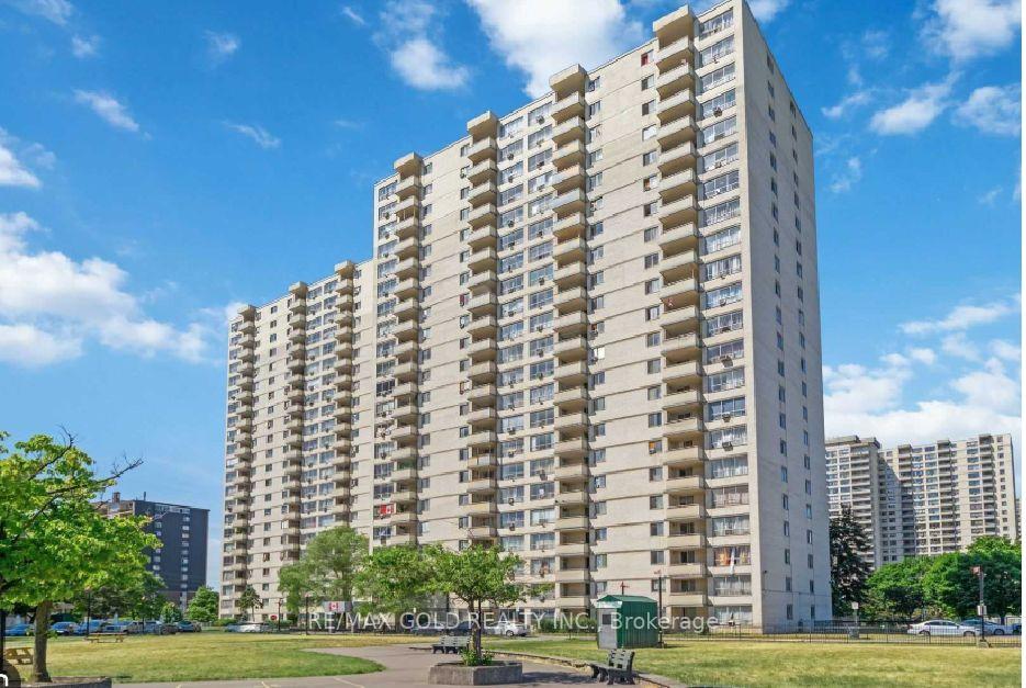 340-dixon-road-etobicoke-ontario-w12833204