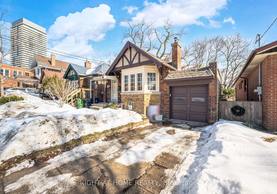 11-little-avenue-north-york-ontario-w12833220