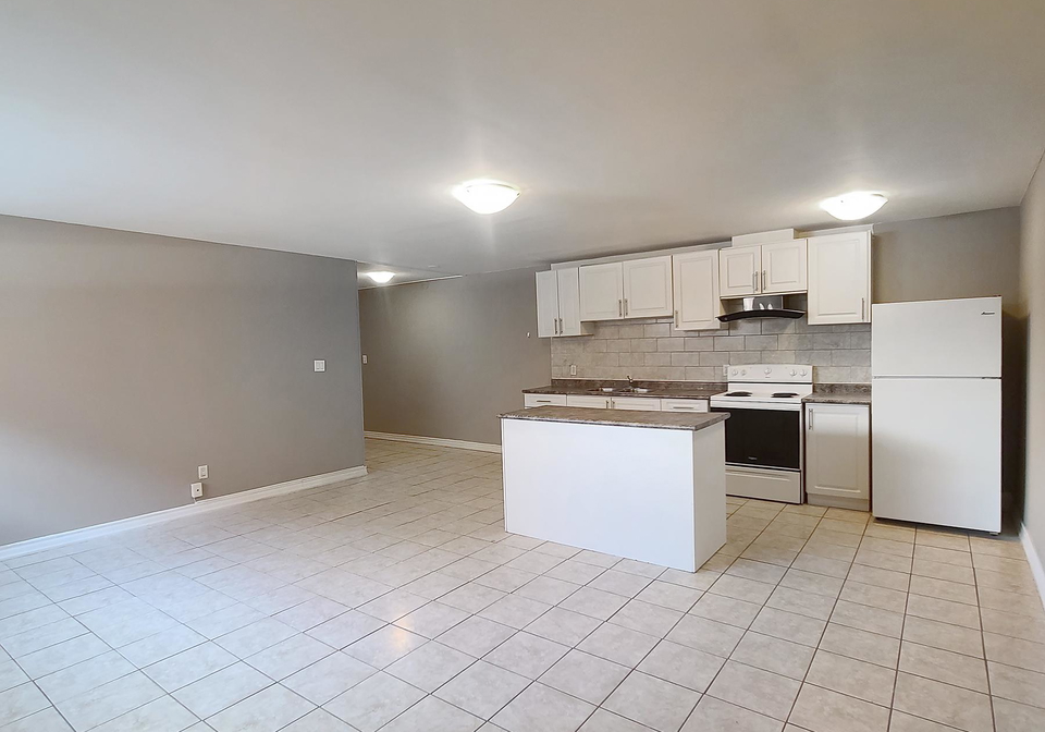 80-blackfriar-avenue-etobicoke-ontario-w12833246