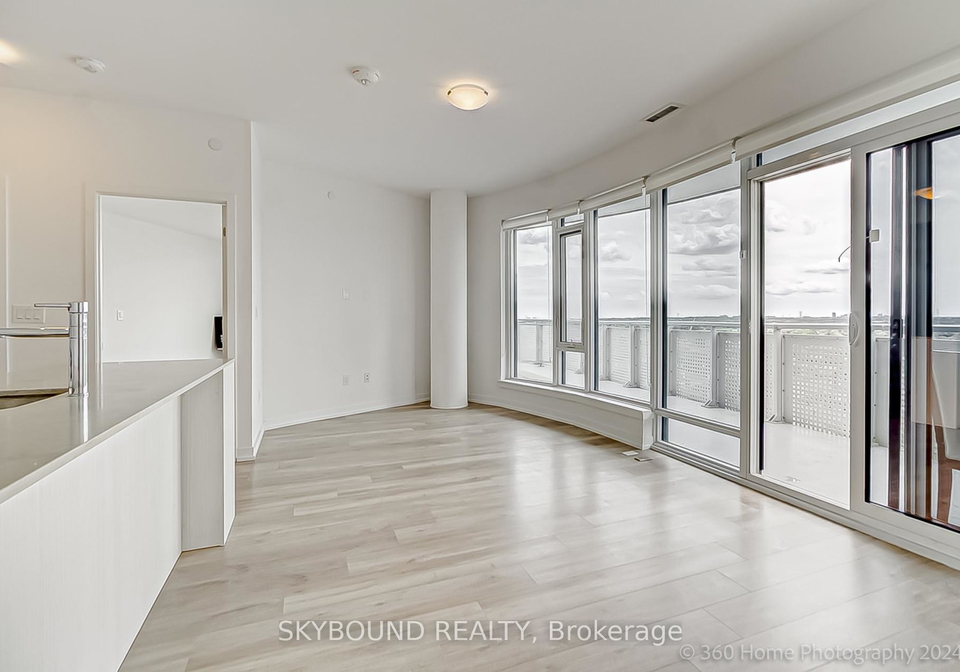 2520-eglinton-avenue-w-mississauga-ontario-w12833562