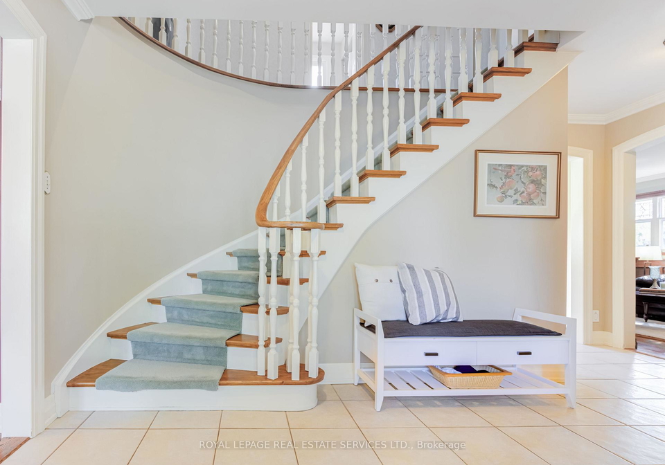 716-cameron-court-mississauga-ontario-w12833596