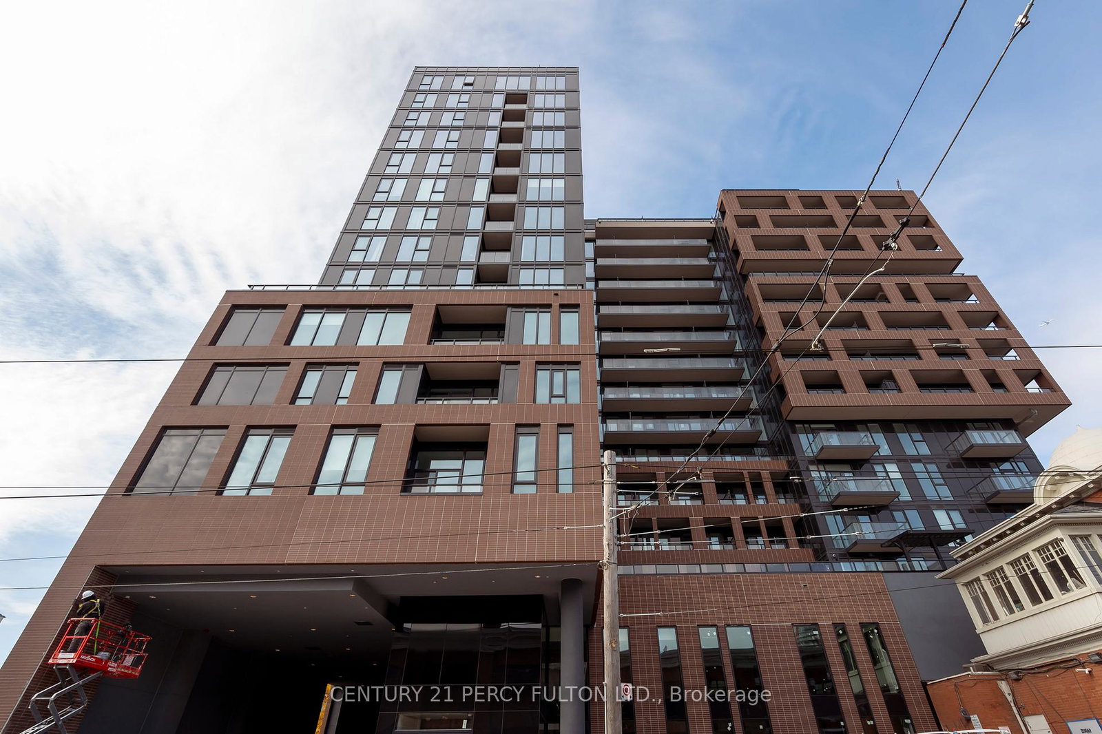270-dufferin-street-toronto-ontario-w12834058