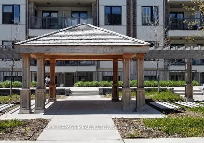 6-drummond-street-etobicoke-ontario-w12834222