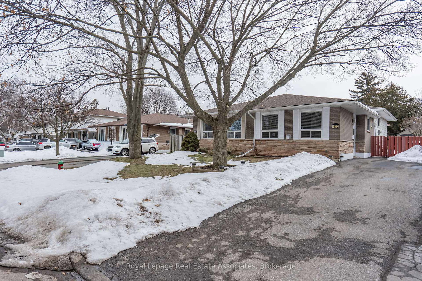 1370-roylen-road-oakville-ontario-w12834474
