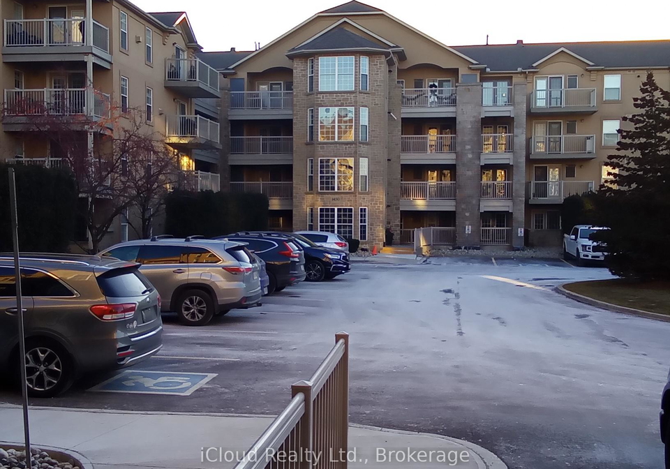 1450-bishops-gate-oakville-ontario-w12834734