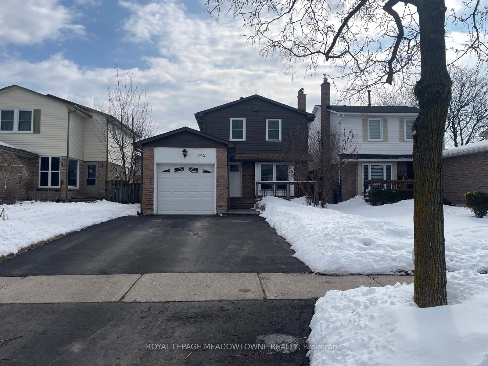 742-coulson-avenue-milton-ontario-w12834990