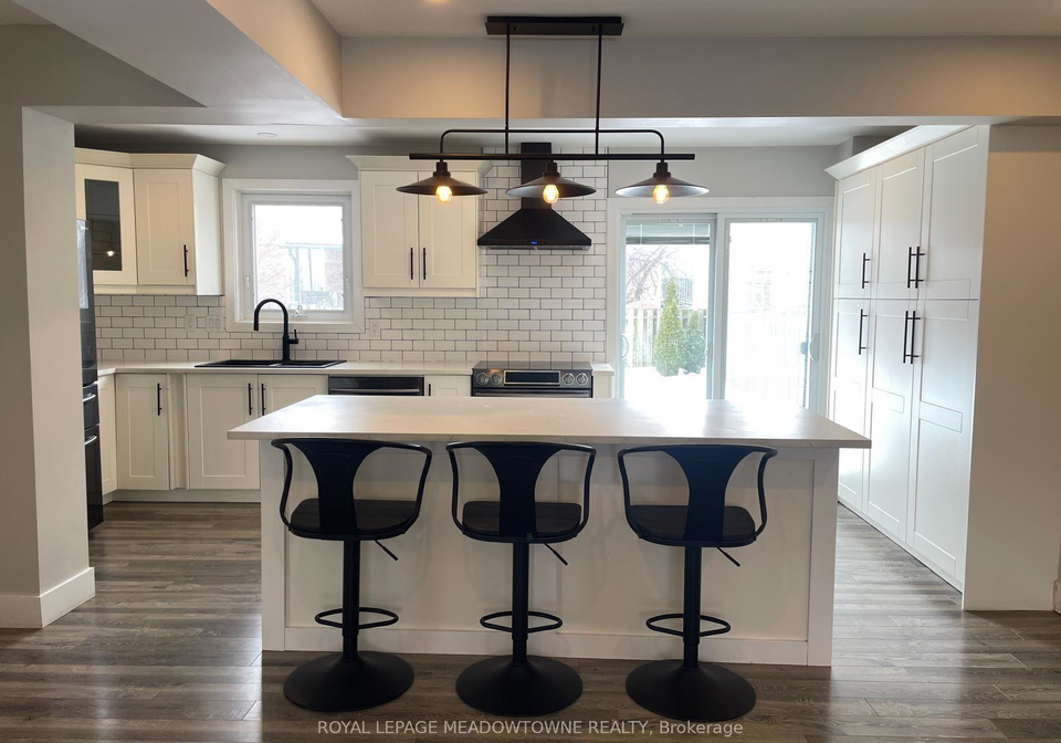 742-coulson-avenue-milton-ontario-w12834990